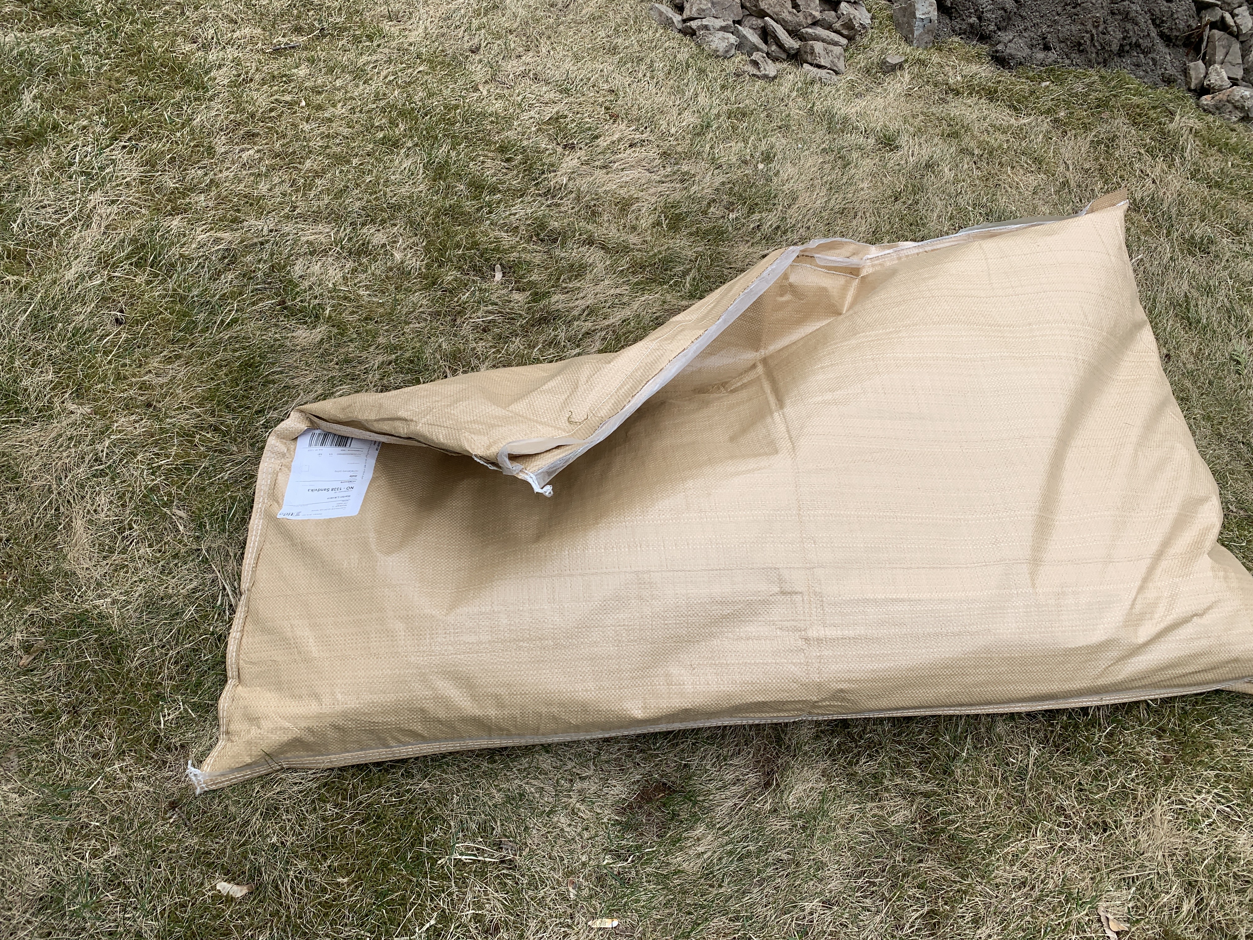 Sekk med barrotsplanter, klar for utplanting eller lagring